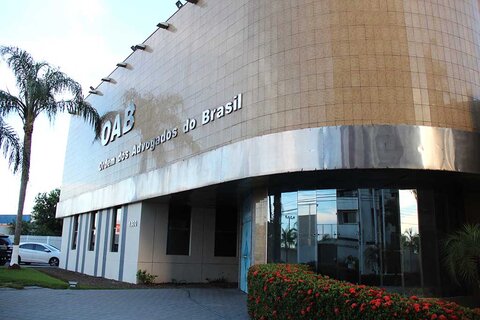 Seccional da OAB enfrentou PF em 2004-2006, e na gestão Hélio Vieira lutou contra endemias