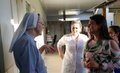 Mariana Carvalho destina recursos para Santa Marcelina e visita hospital