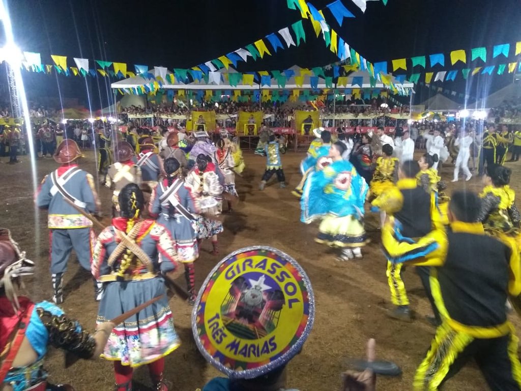 Apresentação Quadrilha campeã da XXI edição do Arraial Flor de Cacto 2018 Girassol das Três Marias, - Gente de Opinião