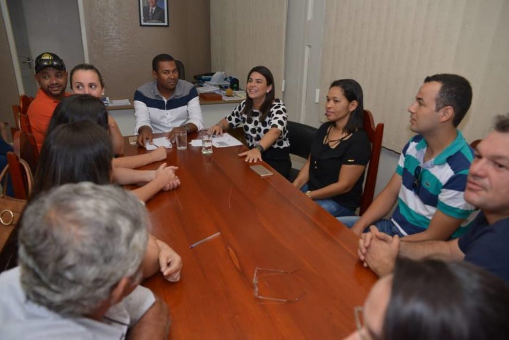 Mariana Carvalho visita Monte Negro,  Campo Novo e Buritis - Gente de Opinião