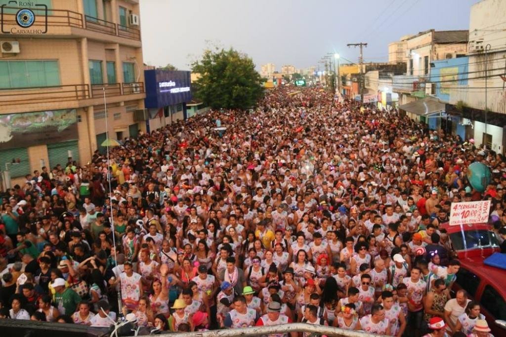 Banda do Vai Quem Quer arrasta Mais de 100 Mil nos 39° desfile - Asfaltão grande vencedor  do concurso de samba - Gente de Opinião