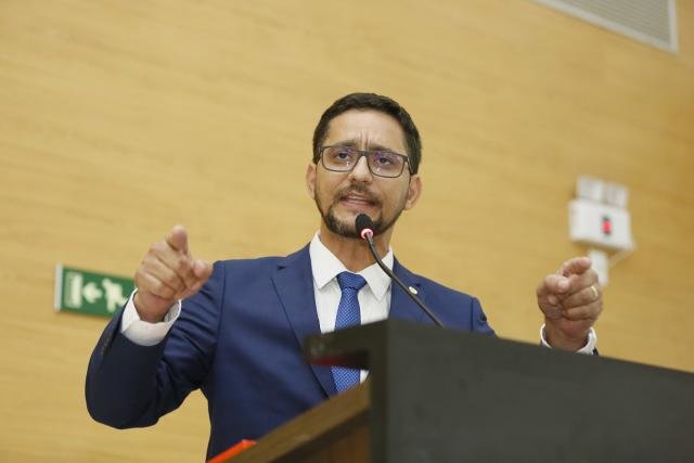 Presídios: Deputado Anderson apresenta projeto para sustar decreto que autorizou intervenção militar - Gente de Opinião