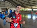 Adolescente com doença rara pretende se tornar astro do voleibol