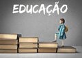 Educação e Instrução