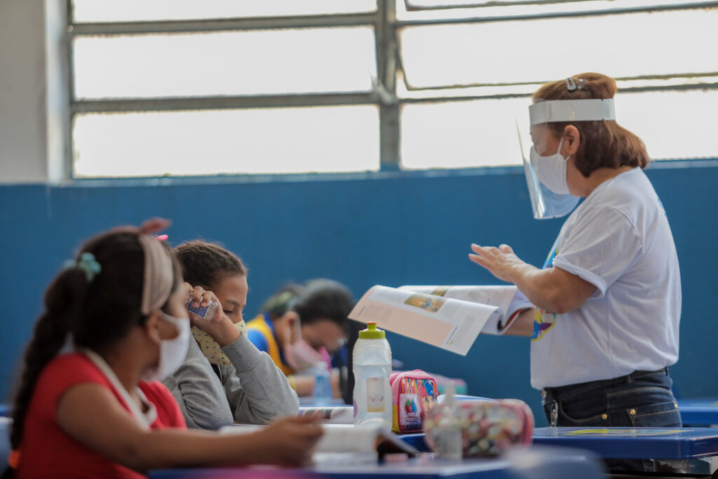 Prefeito anuncia a contratação de 151 professores para as escolas municipais de Porto Velho - Gente de Opinião