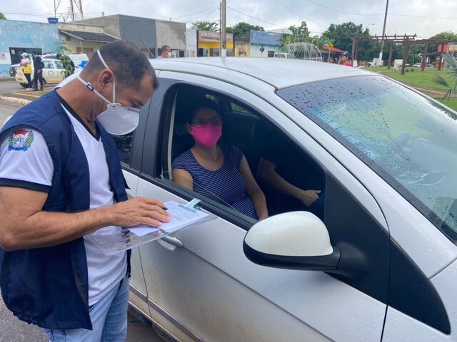 Desta vez, o drive-thru objetiva conscientizar as pessoas quanto ao perigo de aglomeração no período de carnaval - Gente de Opinião