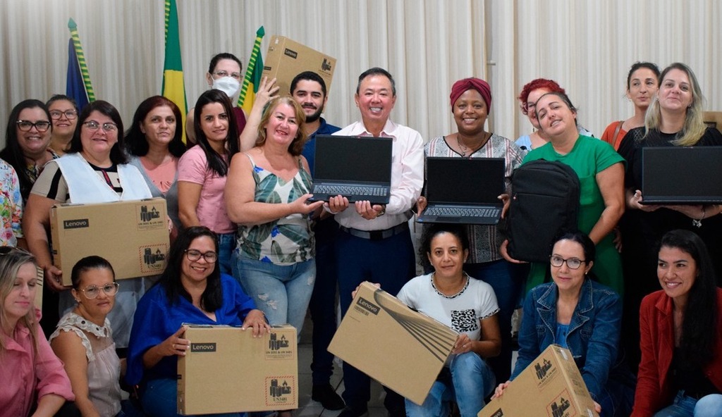 Prefeitura de Vilhena investe mais de R$ 4,3 milhões em 741 Notebooks para professores e profissionais da rede municipal de Educação - Gente de Opinião