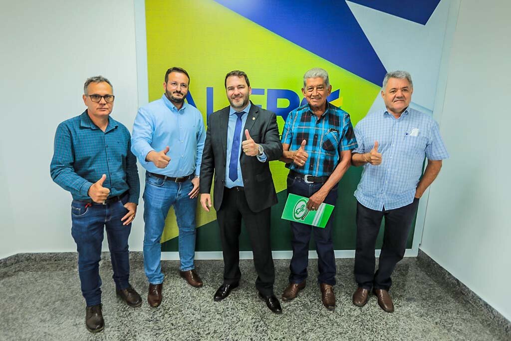 Presidente Alex Redano indica recursos para apoiar a realização da Expoari, que garantem dois dias de acesso livre  - Gente de Opinião