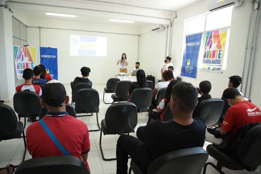 Porto Velho: jovens recebem orientações para o mercado de trabalho na oficina “Avante Trabalhador” - Gente de Opinião