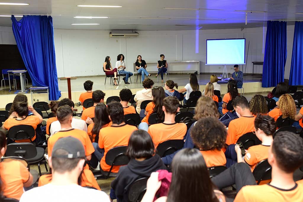 Palestras sobre Prevenção ao Suicídio acontecem nas escolas - Gente de Opinião