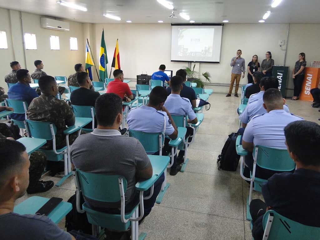 Aula inaugural no SENAI CETEM reúne 32 futuros egressos do Exército e da Aeronáutica - Gente de Opinião