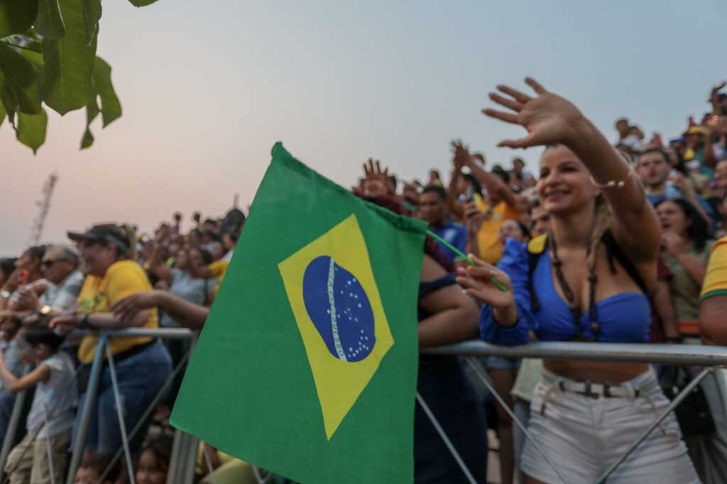 Desfile de 7 de Setembro reúne cerca de 6 mil pessoas em Porto Velho - Gente de Opinião