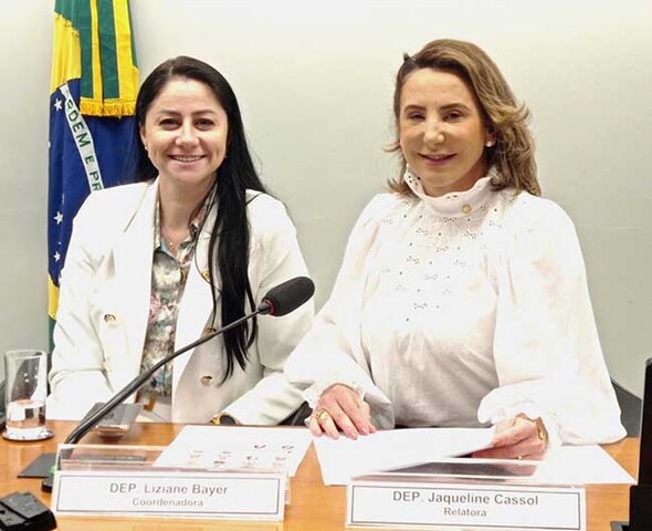 Jaqueline Cassol apresenta relatório do grupo de trabalho sobre Saúde Mental - Gente de Opinião