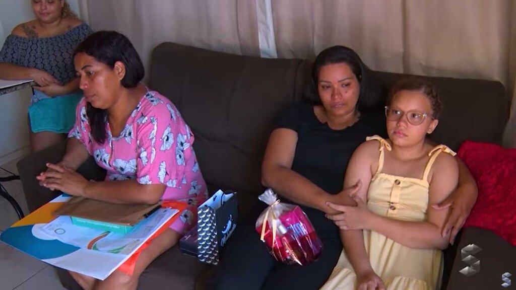 Mãe pede ajuda para custear cirurgia de urgência da filha - Gente de Opinião