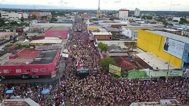 Banda do Vai Quem Quer promove Adesivaço nesta sexta-feira, (13/01)  - Gente de Opinião