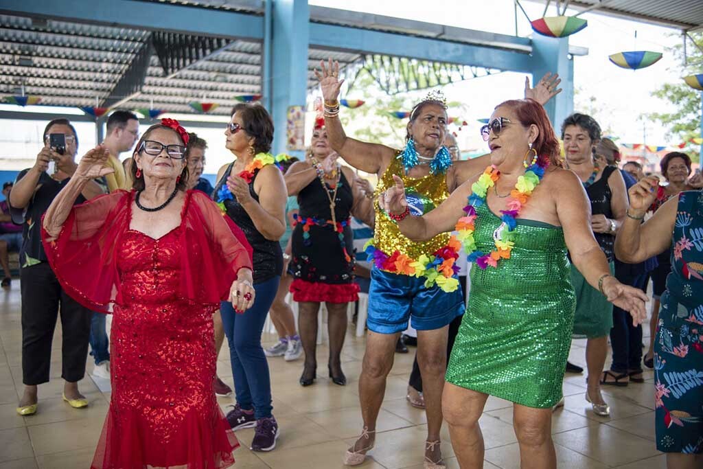 Carnaval para terceira idade leva alegria e emoção para mais de 300 idosos em Porto Velho - Gente de Opinião