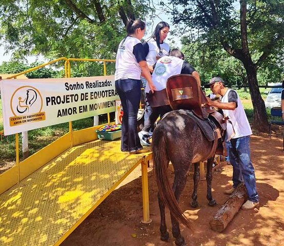 Projeto social de terapia com cavalos tem o apoio do Sicoob Fronteiras em Rio Verde (MS) - Gente de Opinião