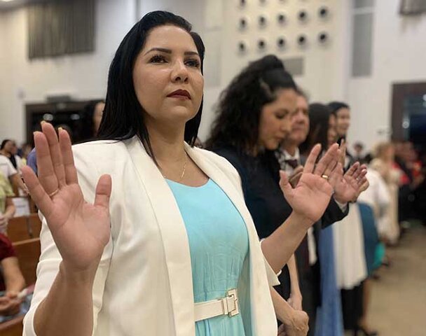 Deputada Cristiane Lopes marca presença no centésimo primeiro aniversário da Igreja Assembleia de Deus em Rondônia  - Gente de Opinião