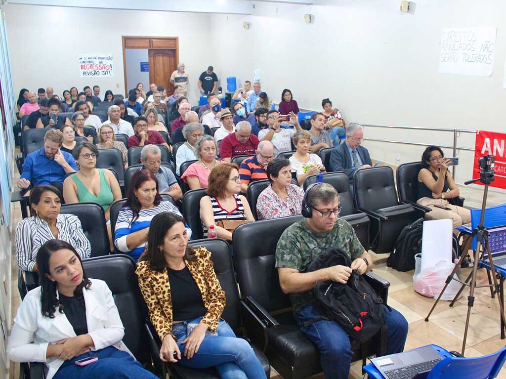 Múltiplas Progressões - Reitoria da UNIR faz reunião entre docentes e PGF/AGU e aponta caminho para resolução - Gente de Opinião