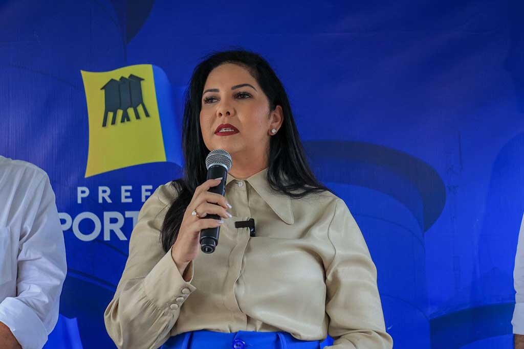 Cristiane Lopes realiza entrega histórica de três milhões em maquinários aos distritos de Porto Velho  - Gente de Opinião