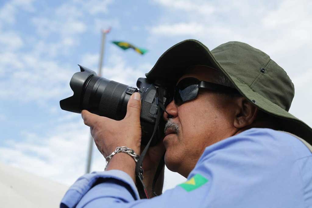 Fotógrafo Ésio Mendes completa 33 anos de profissão - Gente de Opinião