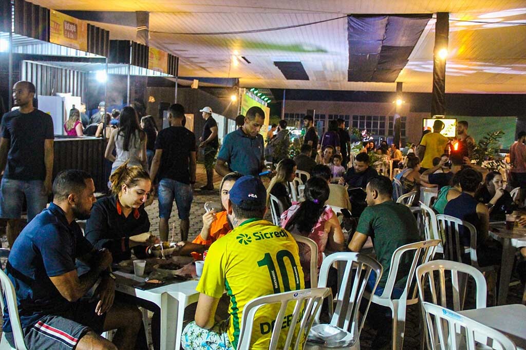 Jipa Festival de Gastronomia e Música lota no primeiro dia de abertura - Gente de Opinião