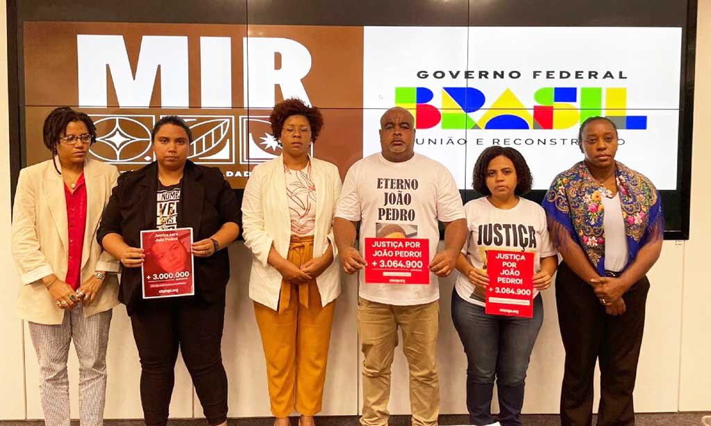 Os pais do adolescente João Pedro participaram da reunião (Foto: Divulgação) - Gente de Opinião