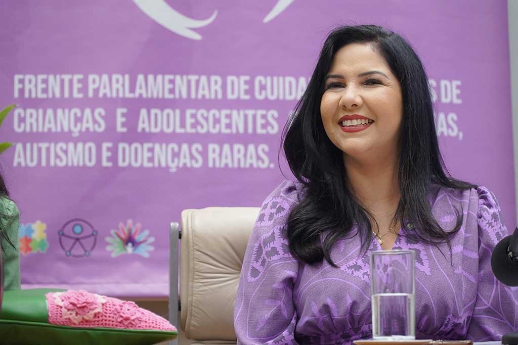 Em Brasília, Cristiane Lopes lança sua Frente Parlamentar de Apoio às Mães Atípicas  - Gente de Opinião