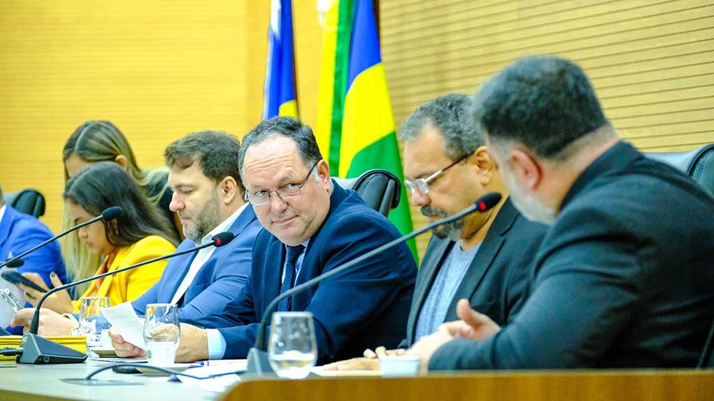 Pedro Fernandes busca respostas para criação das reservas ambientais de Rondônia  - Gente de Opinião