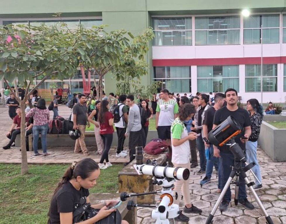 Grupo de Astronomia e Cosmologia do Campus Calama participa de campanha de identificação de asteroides  - Gente de Opinião