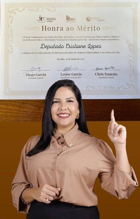 Na Câmara dos Deputados, Cristiane Lopes recebe diploma de reconhecimento nas ações de amparo à maternidade e em defesa da vida  - Gente de Opinião