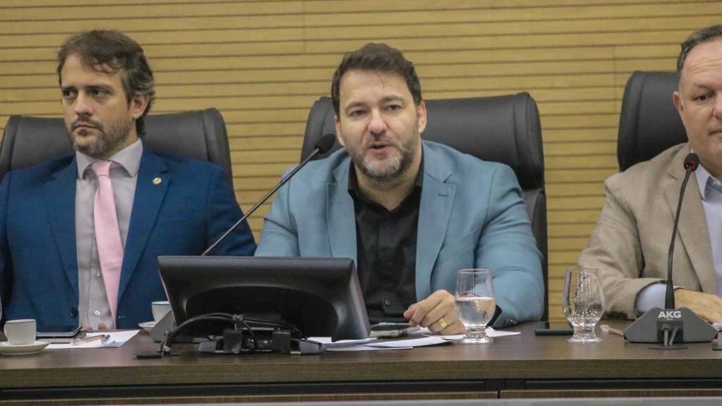 Deputado Alex Redano pede adaptação da periodicidade em parcelas do Proampe - Gente de Opinião