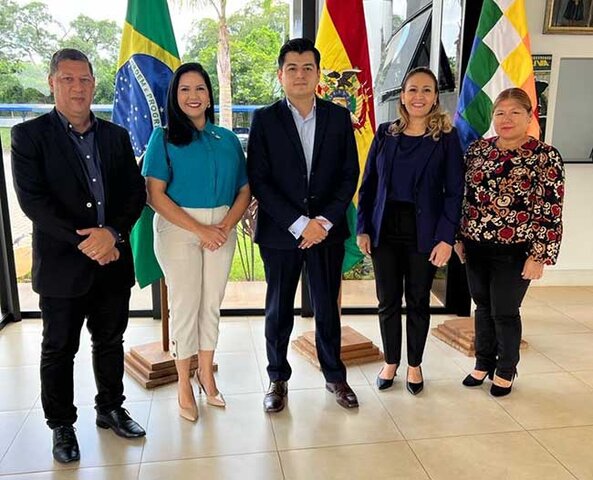 Deputada Cristiane Lopes comemora o aviso de licitação da construção da Ponte Binacional entre Guajará-Mirim (RO) e Guayaramerín (Bolívia) - Gente de Opinião