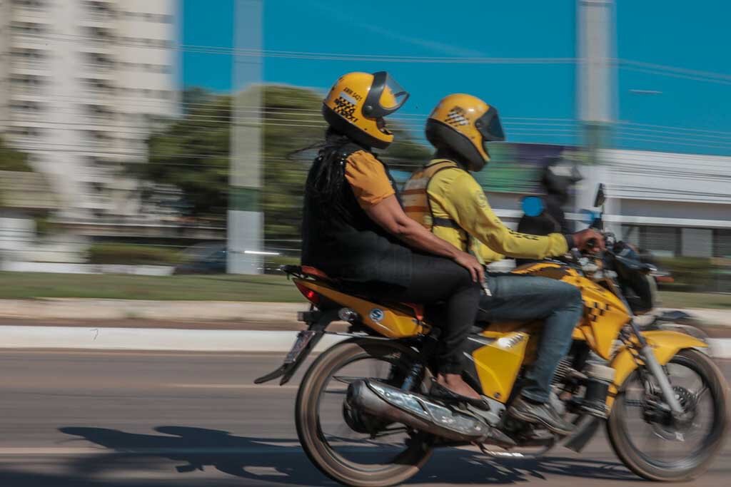 Transporte remunerado de passageiros por aplicativos em motocicletas é ilegal - Gente de Opinião