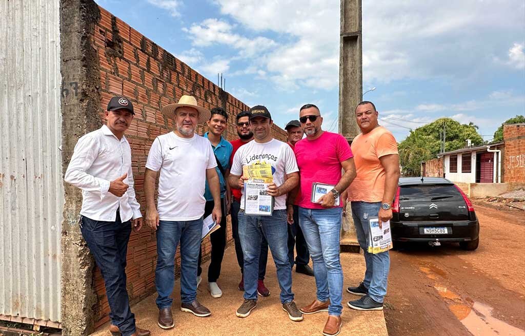 Vereador Everaldo Fogaça visita o bairro Três Marias e informa população da retomada do programa Tchau Poeira - Gente de Opinião