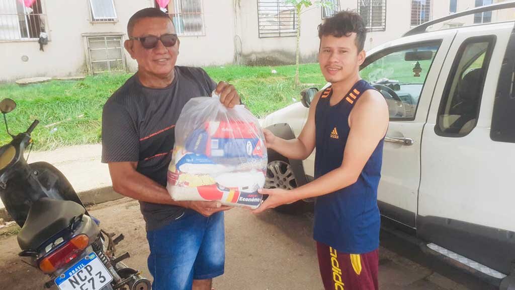 Forró dos Bacuraus começa a entregar cestas básicas em Porto Velho - Gente de Opinião