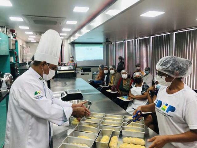 Cursos no setor de alimentos atraem quem quer empreender - Gente de Opinião