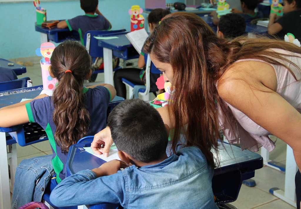 Professores e técnicos educacionais Nível II, irão atender às unidades estaduais de ensino administradas pela Seduc - Gente de Opinião