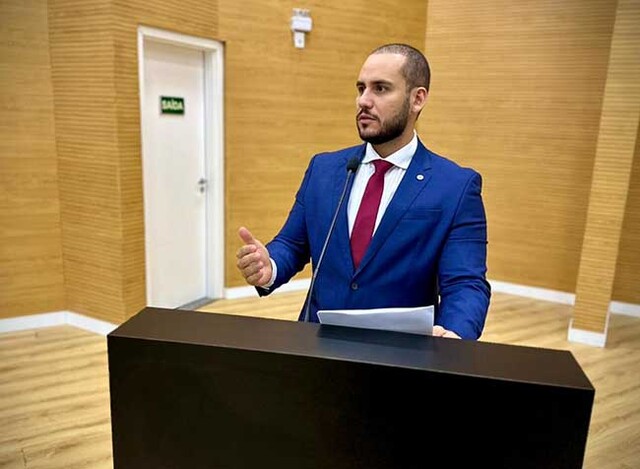 Segundo o deputado, atualmente o tema mais discutido no Brasil é o aborto (Foto: Rodrigo Góes / Assessoria parlamentar) - Gente de Opinião