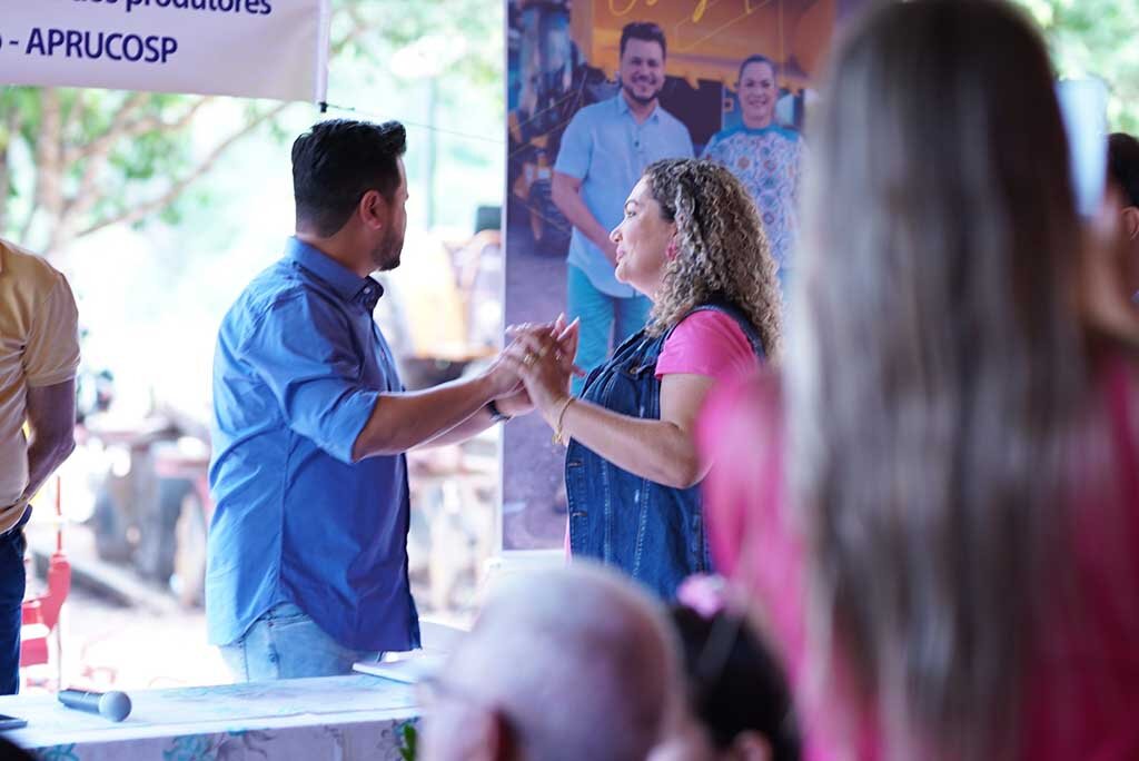 Deputado Marcelo Cruz realiza entrega de equipamentos agrícolas no distrito de Nova Colina, em Ji-Paraná - Gente de Opinião