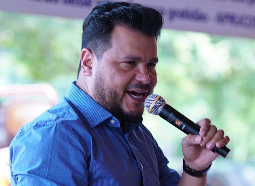 Deputado Marcelo Cruz realiza entrega de equipamentos agrícolas no distrito de Nova Colina, em Ji-Paraná - Gente de Opinião