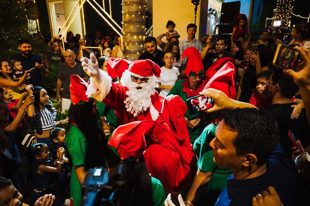  Cantata de Natal ‘Vila da Luz’ reúne 3 mil pessoas em espetáculo que recontou o primeiro Natal de Vilhena (RO)  - Gente de Opinião