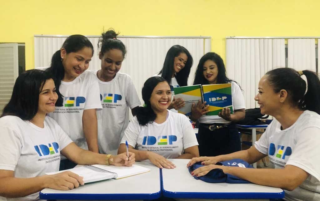 Investimentos do Governo de Rondônia em educação profissional beneficiam mães que buscam inserção no mercado de trabalho - Gente de Opinião