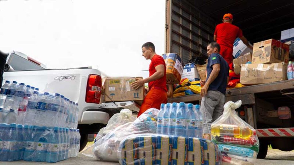 Campanha humanitária do Governo de RO coleta arrecadações nos municípios e segue para o RS - Gente de Opinião