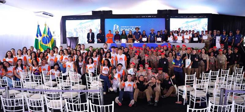 Dezenas de alunos participaram da palestra (Foto: Rafael Oliveira) - Gente de Opinião