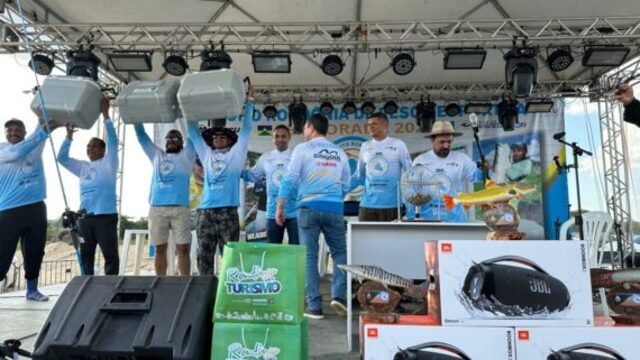 As equipes vencedoras foram agraciadas com troféus, caixas de som, kit de pesca, e caixas térmica - Gente de Opinião