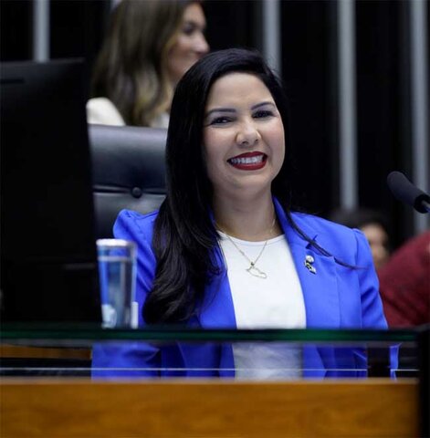 Deputada Cristiane Lopes celebra aprovação de projeto para voos domésticos por empresas estrangeiras na Região Norte - Gente de Opinião