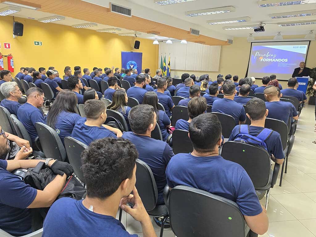 SENAI-RO certifica 80 alunos do Programa Vencer - Gente de Opinião