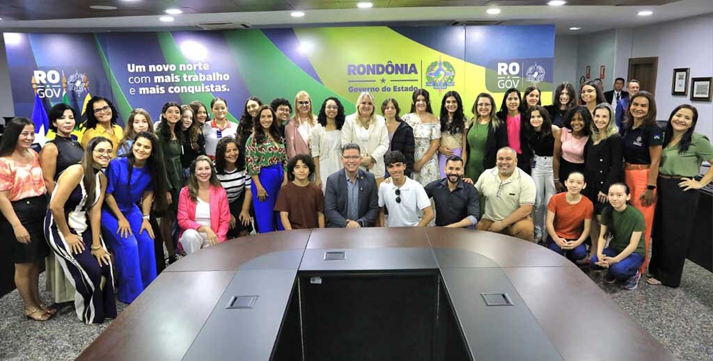 Governador Marcos Rocha oportuniza a professores e estudantes mais desenvolvimento em educação com intercâmbio na Inglaterra - Gente de Opinião