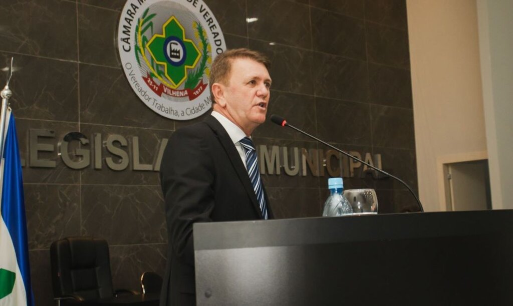 Deputado estadual Luizinho Goebel participou da solenidade na Câmara Municipal de Vilhena (Foto: Assessoria parlamentar) - Gente de Opinião